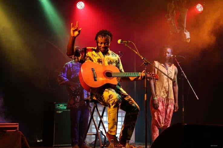 RAYMS KERO BANDA 3