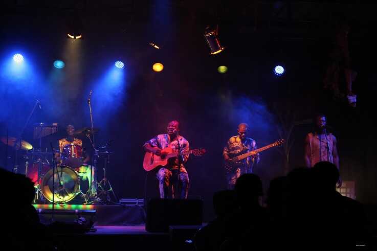 RAYMS KERO BANDA 9
