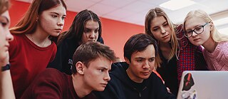  Workshop zum Projekt “The Earth Is Flat - How To Read Media?”