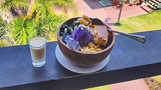 Halo-Halo