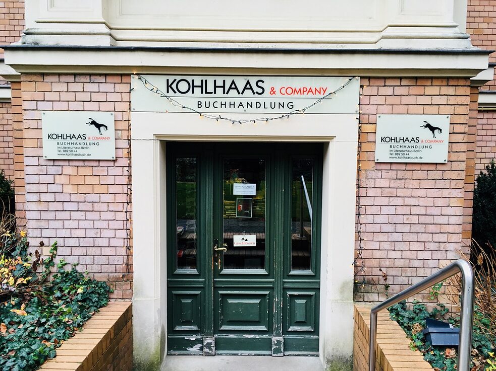 Entrada da livraria independente Kohlhaas & Company