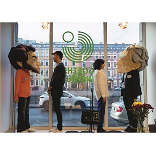 MAKING OF.. mit Olga Vostretsova (Kuratorin) und Elmar Hermann (Künstler) in der Goethe-Bibliothek des Goethe-Instituts St. Petersburg