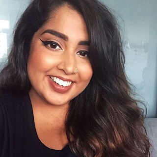 Pari Ludin © © Pari Ludin  Pari Ludin