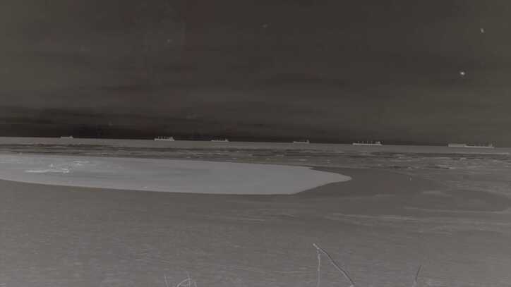 IAD_STILL-02