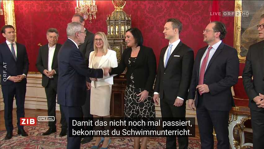 Screenshot: Falsche Untertitel bei der Übertragung der Vereidigungszeremonie des österreichischen Kanzlers