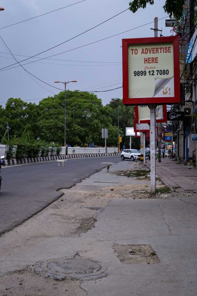 Craters and eruptions in the middle of roads and pavements add a little zing to the travellers’ rides. Similar to ones on the lunar surface, dents and disturbances on the paths in Delhi stay put for a long time.