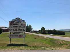 Vers le « Old Bavarian Restaurant »