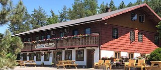 Devant le « Old Bavarian Restaurant »