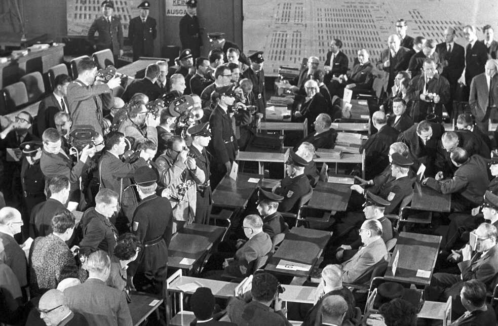 Racism – The first Auschwitz trial in 1963 at Frankfurt’s City Council Hall: press photographers and cameramen take pictures of the accused.