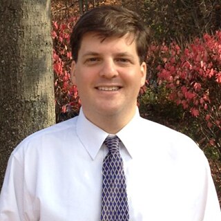 Das Bild zeigt Shai Fuxman.