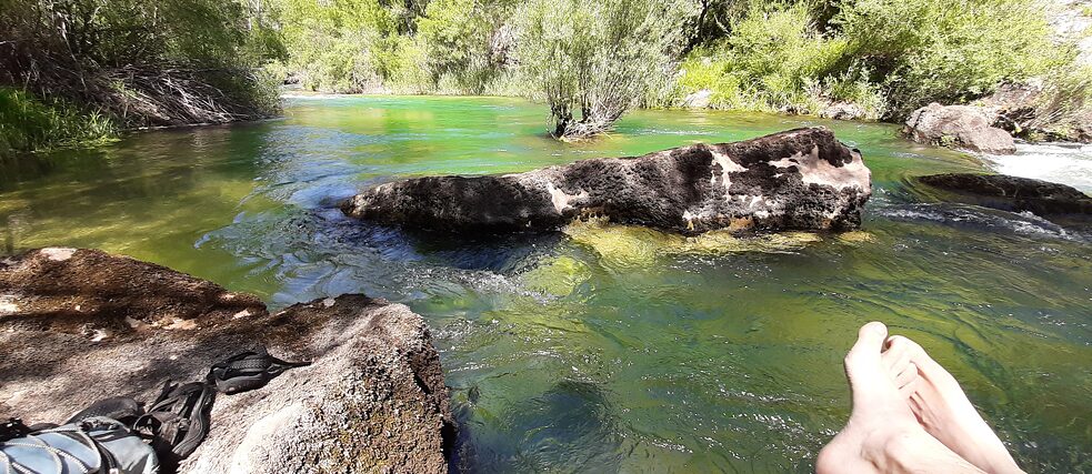 Der Blick auf das Türkisblau des Tajo macht allen Großstadtlärm vergessen