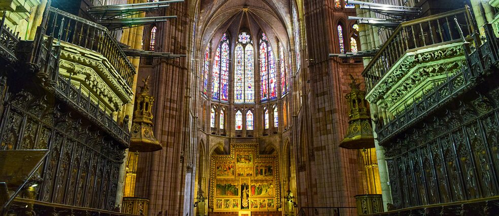 There is simply no getting around it: you cannot visit Cologne without seeing the cathedral.