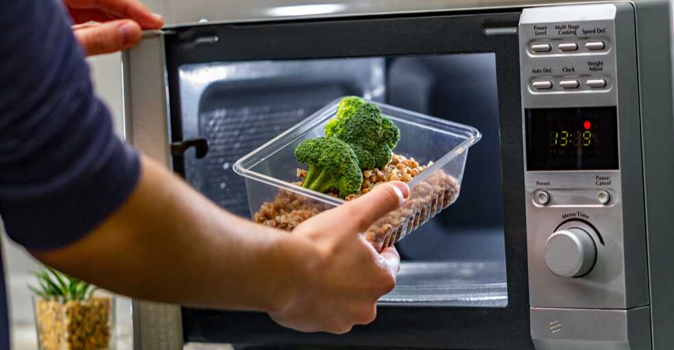 Broccoli in the microwave