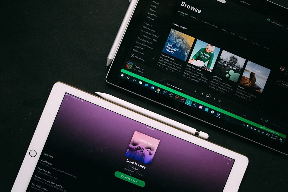 Spotify zwei Tablets