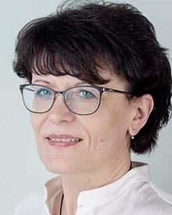 Dr. Olena Beketova