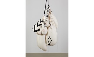  Hoda Tawakol, Lure #10, 2014, fabric, styrofoam, 180 x 120 x 70 cm