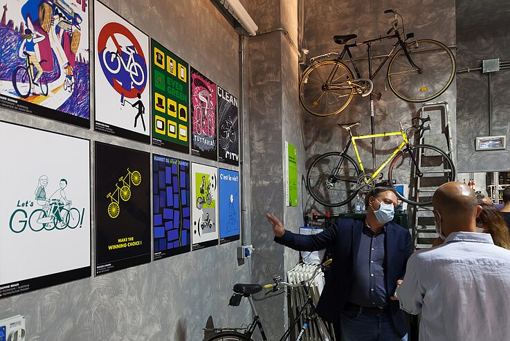 La mostra “Sai andare in bici?” esposta alla Bicycle House