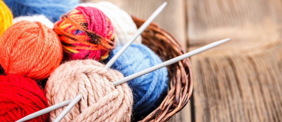 In the country people knit, in the city disposable clothes are sold at dumping prices? Not necessarily so, because there are some German labels that stand for sustainable chic produced under fair working conditions and from organic raw materials.