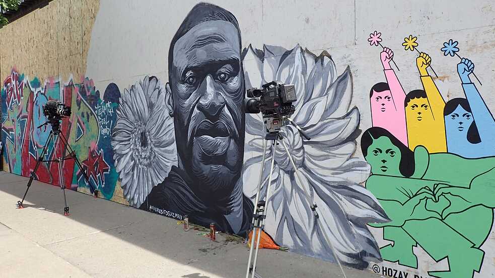„Flowers For Floyd” 