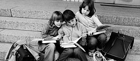 Nog niet zo lang geleden was de scheidslijn tussen ideaal en ideologisering in de kinder- en jeugdliteratuur smal. 
