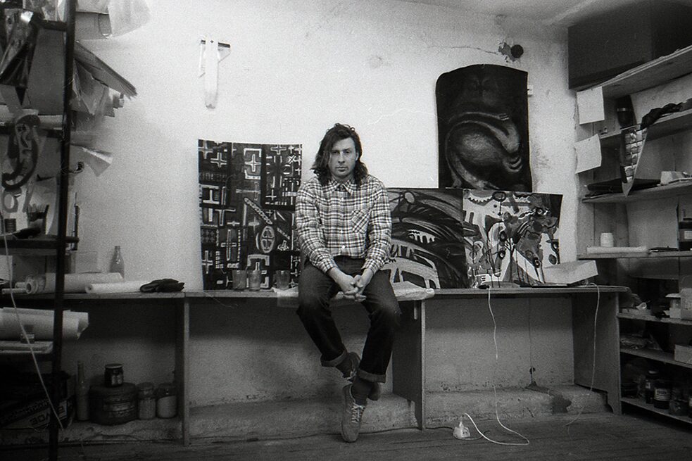 V.Y. Mizin in his workshop, 1988