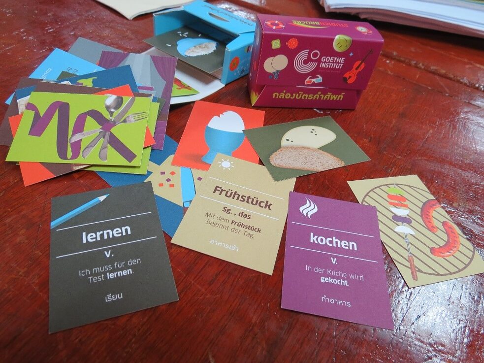 Die bunten Vokabelkarten des Goethe-Instituts Thailand