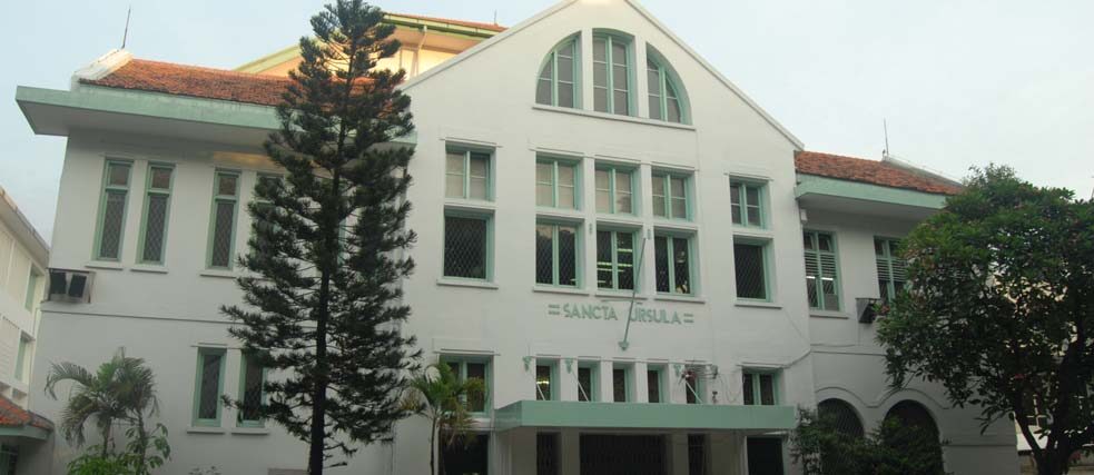 Bangunan SMA Santa Ursula Jakarta