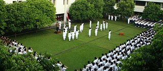 Flaggenzeremonie der SMA Santa Ursula BSD