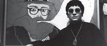 Ulrike Ottinger vor ihrem Bild „Allen Ginsberg“, Paris, 1966