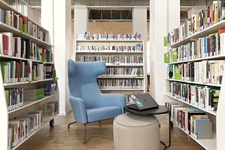 Unsere renovierte Bibliothek