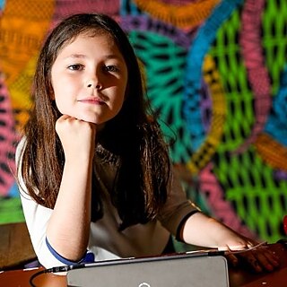 MAYA SOPHIE BURNECI © © Goethe - Institut  MAYA SOPHIE BURNECI 