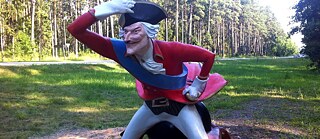 Münchausenstatue in Lettland