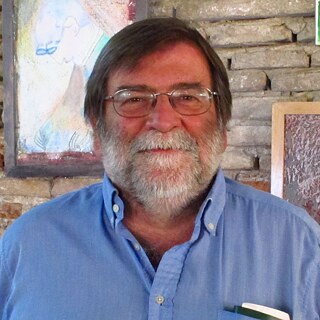 Der Buchhändler Pablo Parra in Gurrea de Gállego in Huesca