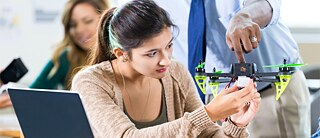 Drohen © ©Goethe-Institut Drohen