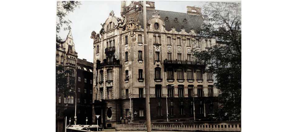 Budova Goethe-Institutu v 90. letech.