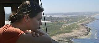 Szene aus 'Swimmingpool am Golan'