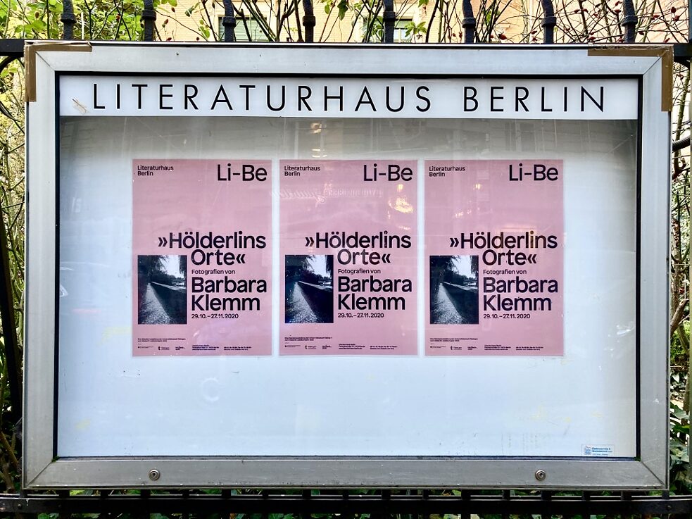 La locandina della mostra della fotografa Barbara Klemm inaugurata alla Li-Be pochi giorni prima dell’inizio del lockdown parziale