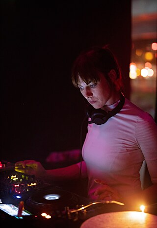 Manila Zoo - Charlotte Simon