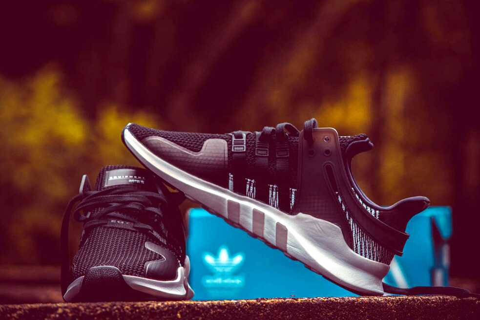 Adidas – Die Schuhe mit den drei Streifen
