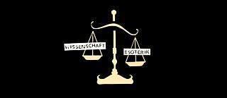 dekolonial – Videostandbild aus dem Projekt „Intervention M21“: Das (De-)Koloniale Glossar, Teil 4, Wissenschaftlich - Esoterisch