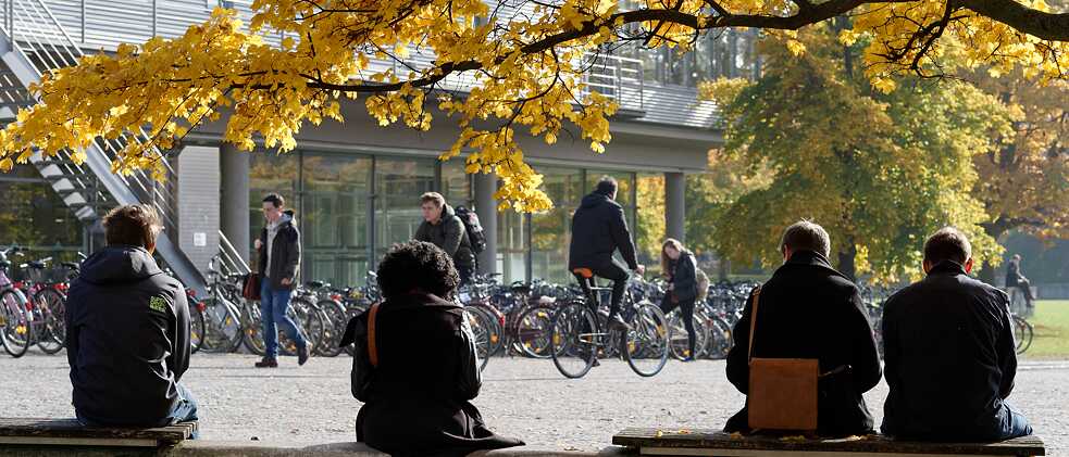 Das Universitätsleben prägt die gesamte Stadt: Rund ein Viertel der Einwohner*innen Göttingens sind Student*innen.