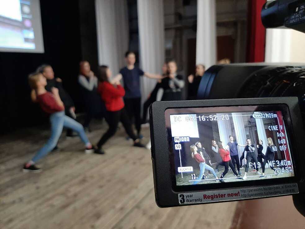 Digitale Perspektiven im Jugendtheater 
