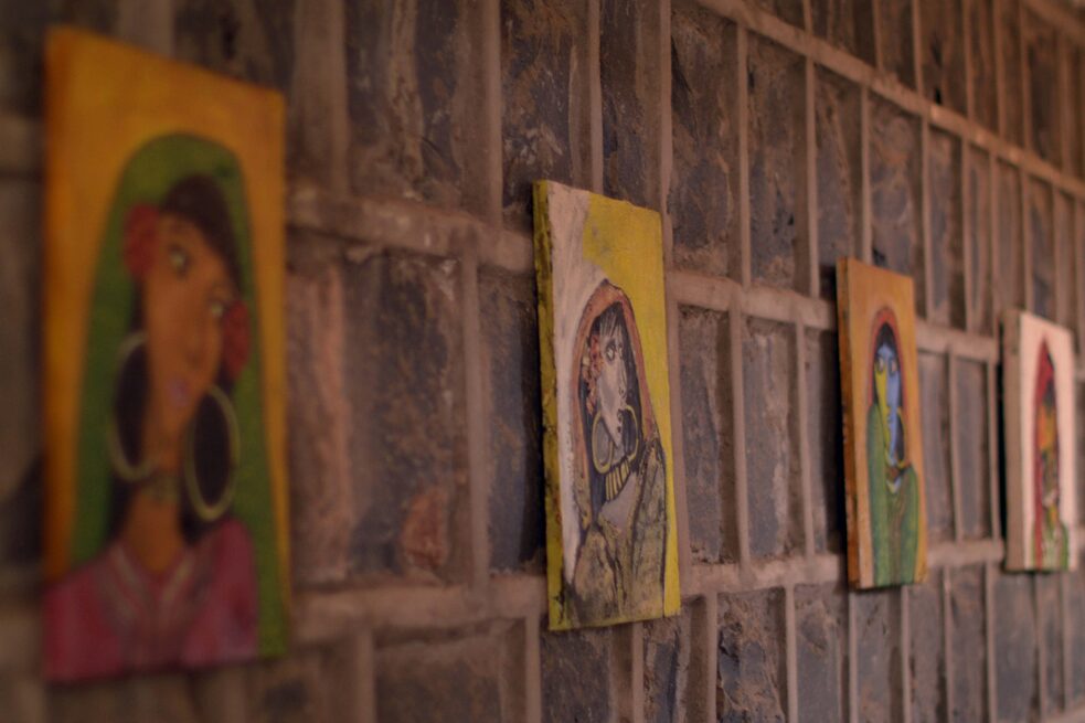 مؤسسة بيسمنت الثقافية، فعالية "بندول الكون"، للفنانة سلمى ياسين، مارس للعام 2014