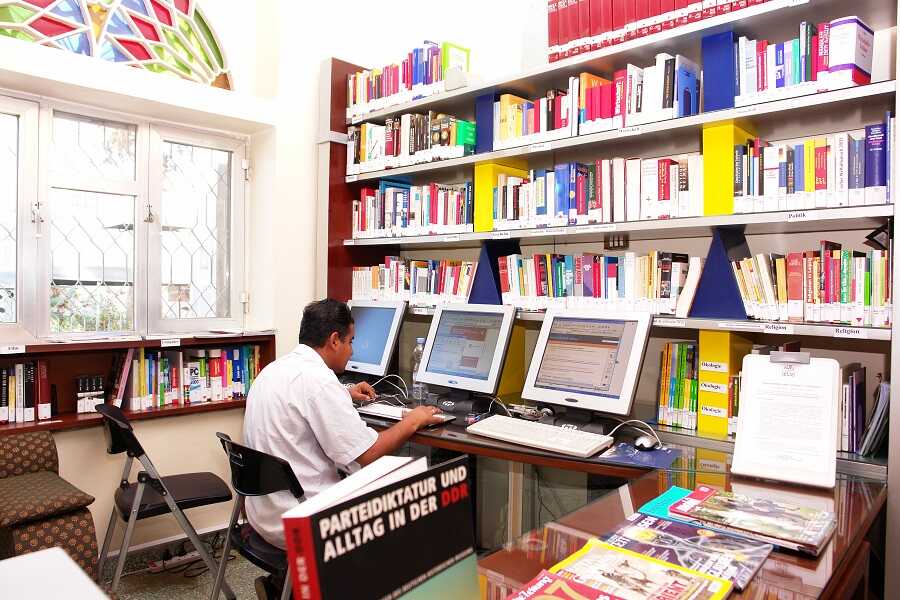 ملتقى الحوار الألماني في البيت الألماني بصنعاء