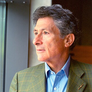 Edward Wadie Said, retrato, 1999. O professor estadunidense de Literatura, de origem palestina, nasceu em Jerusalém em 1935 e morreu em Nova York em 2003.