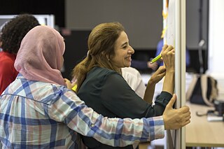 “Safe Spaces” to Counter Bullying and Social Violence © ©Roger Anis “Safe Spaces” to Counter Bullying and Social Violence