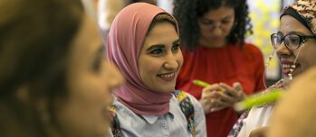 "مساحات آمنة" لمواجهة التنمر والعنف الاجتماعي