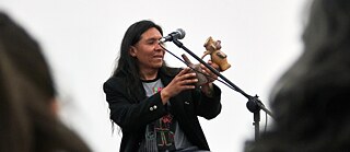Decolonisation: Actuación de Emilio Urbay Zevallos durante el 1er Taller de HumboldtHuaca, Berlín, 11 de mayo de 2019