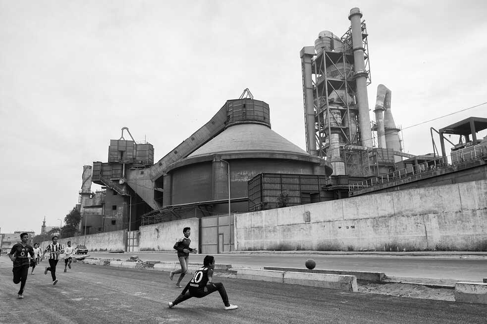 Mohamed Mahdy, “Moon Dust”, 2020 