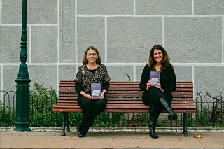 Para Vera San Payo de Lemos e Claudia Fischer, o perfil dos estudantes que chegam aos cursos de tradução na universidade é diferente hoje em dia, demostrando maior interesse pela língua do que pela literatura. 